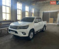 Белый Тойота Хайлюкс, объемом двигателя 2.5 л и пробегом 232 тыс. км за 30000 $, фото 1 на Automoto.ua