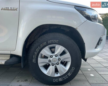 Білий Тойота Хайлюкс, об'ємом двигуна 2.4 л та пробігом 180 тис. км за 22500 $, фото 8 на Automoto.ua