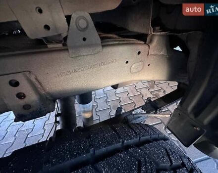 Білий Тойота Хайлюкс, об'ємом двигуна 2.8 л та пробігом 250 тис. км за 29950 $, фото 22 на Automoto.ua