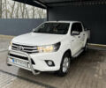 Белый Тойота Хайлюкс, объемом двигателя 2.39 л и пробегом 220 тыс. км за 25500 $, фото 1 на Automoto.ua