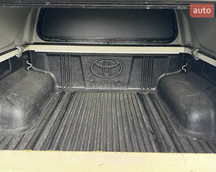 Белый Тойота Хайлюкс, объемом двигателя 2.39 л и пробегом 165 тыс. км за 32500 $, фото 19 на Automoto.ua