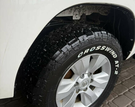 Белый Тойота Хайлюкс, объемом двигателя 2.39 л и пробегом 220 тыс. км за 25500 $, фото 6 на Automoto.ua