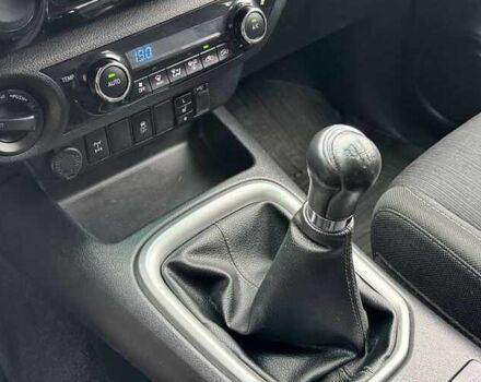 Білий Тойота Хайлюкс, об'ємом двигуна 2.39 л та пробігом 165 тис. км за 30500 $, фото 12 на Automoto.ua