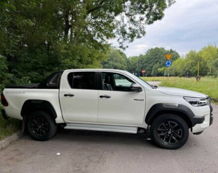 Белый Тойота Хайлюкс, объемом двигателя 2.8 л и пробегом 33 тыс. км за 13000 $, фото 4 на Automoto.ua