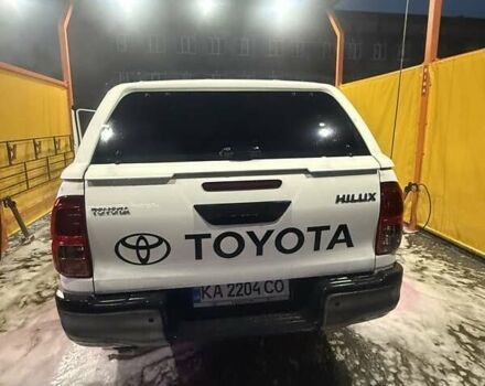 Белый Тойота Хайлюкс, объемом двигателя 2.39 л и пробегом 176 тыс. км за 33500 $, фото 12 на Automoto.ua