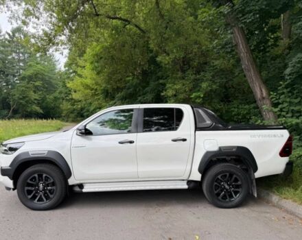 Белый Тойота Хайлюкс, объемом двигателя 2.8 л и пробегом 33 тыс. км за 13000 $, фото 3 на Automoto.ua