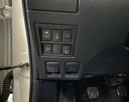 Белый Тойота Хайлюкс, объемом двигателя 2.4 л и пробегом 16 тыс. км за 40777 $, фото 32 на Automoto.ua