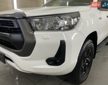 Белый Тойота Хайлюкс, объемом двигателя 2.4 л и пробегом 16 тыс. км за 40777 $, фото 11 на Automoto.ua
