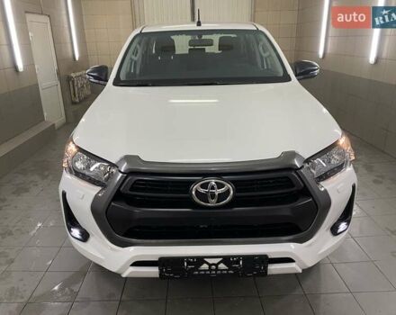 Белый Тойота Хайлюкс, объемом двигателя 2.4 л и пробегом 16 тыс. км за 40777 $, фото 17 на Automoto.ua