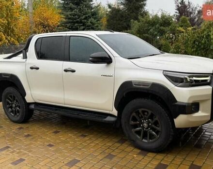 Білий Тойота Хайлюкс, об'ємом двигуна 2.76 л та пробігом 123 тис. км за 42000 $, фото 2 на Automoto.ua