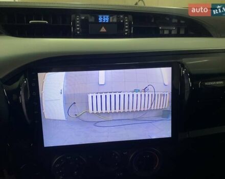 Белый Тойота Хайлюкс, объемом двигателя 2.4 л и пробегом 16 тыс. км за 40777 $, фото 36 на Automoto.ua