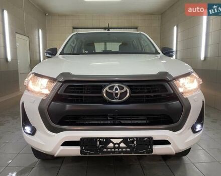 Белый Тойота Хайлюкс, объемом двигателя 2.4 л и пробегом 16 тыс. км за 40777 $, фото 19 на Automoto.ua