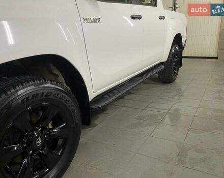 Белый Тойота Хайлюкс, объемом двигателя 2.4 л и пробегом 16 тыс. км за 40777 $, фото 7 на Automoto.ua