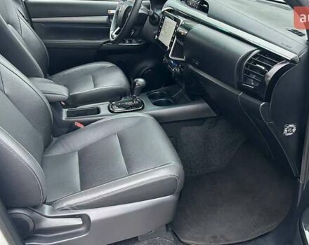 Білий Тойота Хайлюкс, об'ємом двигуна 2.76 л та пробігом 59 тис. км за 46960 $, фото 5 на Automoto.ua