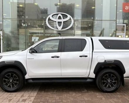 Білий Тойота Хайлюкс, об'ємом двигуна 2.76 л та пробігом 59 тис. км за 46960 $, фото 2 на Automoto.ua