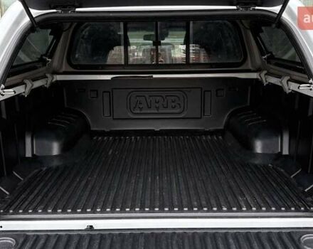 Білий Тойота Хайлюкс, об'ємом двигуна 2.76 л та пробігом 59 тис. км за 46960 $, фото 9 на Automoto.ua