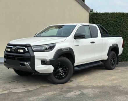 Белый Тойота Хайлюкс, объемом двигателя 2 л и пробегом 19 тыс. км за 26000 $, фото 1 на Automoto.ua