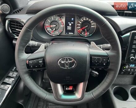 Белый Тойота Хайлюкс, объемом двигателя 2.76 л и пробегом 24 тыс. км за 52886 $, фото 8 на Automoto.ua