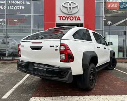 Белый Тойота Хайлюкс, объемом двигателя 2.76 л и пробегом 24 тыс. км за 52886 $, фото 7 на Automoto.ua