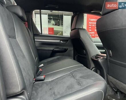 Белый Тойота Хайлюкс, объемом двигателя 2.76 л и пробегом 24 тыс. км за 52886 $, фото 11 на Automoto.ua