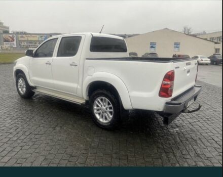 Білий Тойота Хайлюкс, об'ємом двигуна 3 л та пробігом 134 тис. км за 18000 $, фото 4 на Automoto.ua