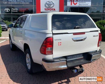 Білий Тойота Хайлюкс, об'ємом двигуна 2.4 л та пробігом 344 тис. км за 21000 $, фото 1 на Automoto.ua