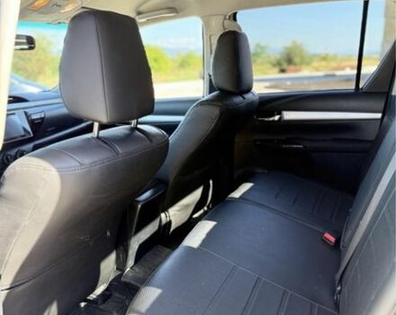 Білий Тойота Хайлюкс, об'ємом двигуна 0 л та пробігом 340 тис. км за 22000 $, фото 3 на Automoto.ua