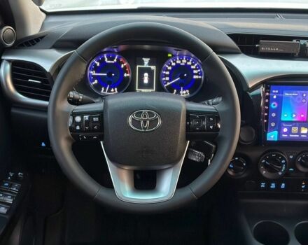 Белый Тойота Хайлюкс, объемом двигателя 2.8 л и пробегом 250 тыс. км за 29950 $, фото 21 на Automoto.ua