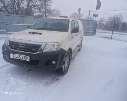 Белый Тойота Хайлюкс, объемом двигателя 0 л и пробегом 88 тыс. км за 9452 $, фото 1 на Automoto.ua