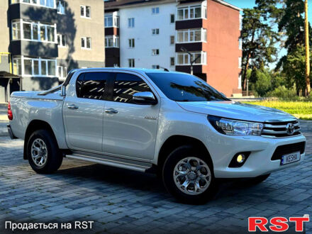 Тойота Хайлюкс 2017 у Ахтырке на Automoto.ua Білий Тойота Хайлюкс, об'ємом двигуна 2.5 л та пробігом 178 тис. км за 22980 $, фото 1 на Automoto.ua
