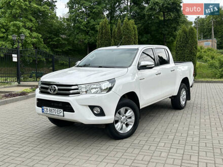 Тойота Хайлюкс 2017 в Прилуках на Automoto.ua Белый Тойота Хайлюкс, объемом двигателя 2.39 л и пробегом 256 тыс. км за 21500 $, фото 1 на Automoto.ua