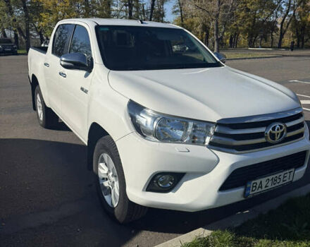 Тойота Хайлюкс 2017 у Миколаєві на Automoto.ua Білий Тойота Хайлюкс, об'ємом двигуна 2.39 л та пробігом 197 тис. км за 25500 $, фото 1 на Automoto.ua
