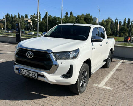Білий Тойота Хайлюкс, об'ємом двигуна 2.4 л та пробігом 126 тис. км за 35500 $, фото 1 на Automoto.ua