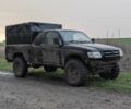 Чорний Тойота Хайлюкс, об'ємом двигуна 2.5 л та пробігом 400 тис. км за 3809 $, фото 1 на Automoto.ua