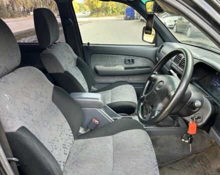 Чорний Тойота Хайлюкс, об'ємом двигуна 2.5 л та пробігом 200 тис. км за 5450 $, фото 8 на Automoto.ua