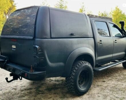 Черный Тойота Хайлюкс, объемом двигателя 0 л и пробегом 250 тыс. км за 2650 $, фото 10 на Automoto.ua