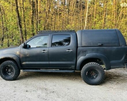 Черный Тойота Хайлюкс, объемом двигателя 0 л и пробегом 250 тыс. км за 2650 $, фото 4 на Automoto.ua