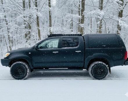 Чорний Тойота Хайлюкс, об'ємом двигуна 3 л та пробігом 301 тис. км за 5800 $, фото 3 на Automoto.ua