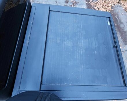 Черный Тойота Хайлюкс, объемом двигателя 2.5 л и пробегом 265 тыс. км за 9000 $, фото 8 на Automoto.ua