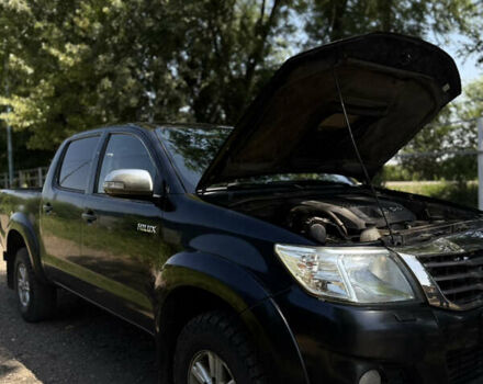 Чорний Тойота Хайлюкс, об'ємом двигуна 2.49 л та пробігом 377 тис. км за 12100 $, фото 24 на Automoto.ua