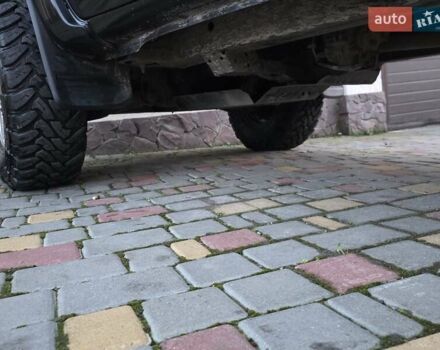 Чорний Тойота Хайлюкс, об'ємом двигуна 2.5 л та пробігом 259 тис. км за 17500 $, фото 39 на Automoto.ua