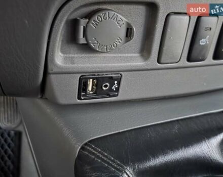 Чорний Тойота Хайлюкс, об'ємом двигуна 2.5 л та пробігом 259 тис. км за 17500 $, фото 31 на Automoto.ua