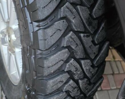 Чорний Тойота Хайлюкс, об'ємом двигуна 2.5 л та пробігом 259 тис. км за 17500 $, фото 35 на Automoto.ua