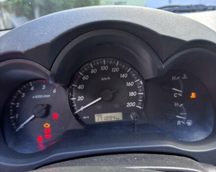 Чорний Тойота Хайлюкс, об'ємом двигуна 2.5 л та пробігом 172 тис. км за 16500 $, фото 4 на Automoto.ua