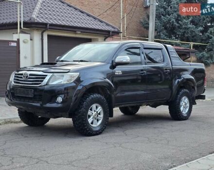 Чорний Тойота Хайлюкс, об'ємом двигуна 2.5 л та пробігом 259 тис. км за 17500 $, фото 8 на Automoto.ua