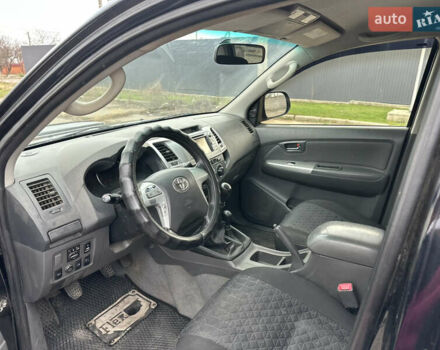 Тойота Хайлюкс 2012 у Миколаєві на Automoto.ua Чорний Тойота Хайлюкс, об'ємом двигуна 2.5 л та пробігом 259 тис. км за 16700 $, фото 10 на Automoto.ua