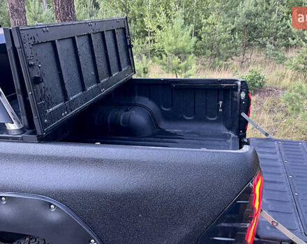 Чорний Тойота Хайлюкс, об'ємом двигуна 2.76 л та пробігом 397 тис. км за 30000 $, фото 21 на Automoto.ua