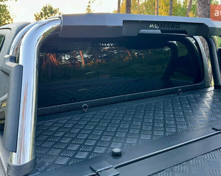 Чорний Тойота Хайлюкс, об'ємом двигуна 2.76 л та пробігом 397 тис. км за 30000 $, фото 20 на Automoto.ua