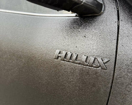 Чорний Тойота Хайлюкс, об'ємом двигуна 2.76 л та пробігом 397 тис. км за 30000 $, фото 18 на Automoto.ua