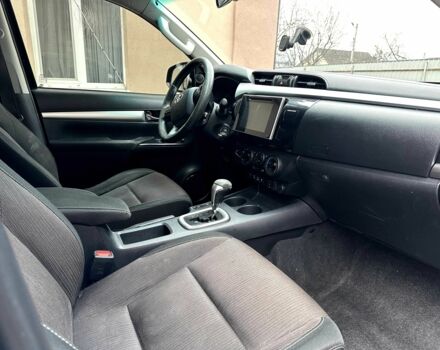 Черный Тойота Хайлюкс, объемом двигателя 2.8 л и пробегом 250 тыс. км за 23500 $, фото 7 на Automoto.ua